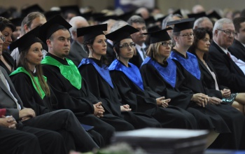 Rendhagyó diplomaosztó ünnepség a Kaposvári Egyetemen