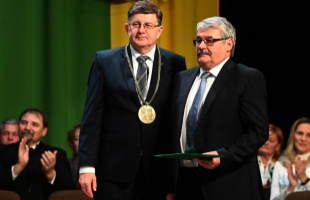Pro Comitatu Somogy Díjat kapott Egyed Miklós főorvos