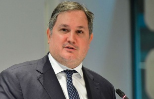 Két új akcióterven is dolgozik a kormány