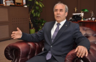 Neszményi Zsolt: szigorú feltételekkel lehet csak állami földet venni