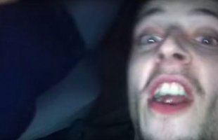 Videóra vették ahogy a halálba száguldanak