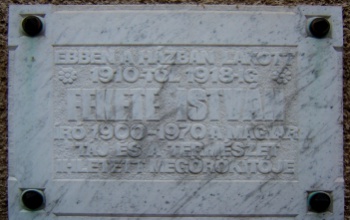 Utcakőtáblákkal és emléktáblával tiszteleg Kaposvár Fekete István és Kampis Miklós előtt