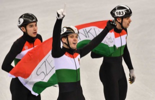 Téli olimpia: aranyérmes a magyar váltó Pjongcsangban!