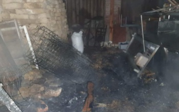 Kigyulladt egy melléképület Nagybajomban