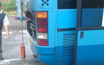 Kigyulladt egy kaposvári busz motortere
