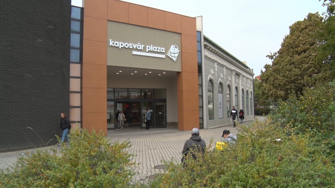Öt éve adták át a felújított Kaposvár Plazát