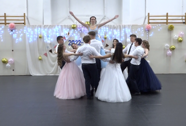 Szalagavató a Lorántffyban – videó