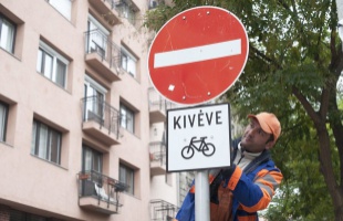 Készül az új KRESZ