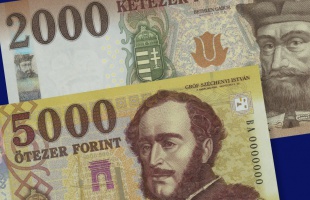 Egy hét múlva jön az új kétezres és ötezres