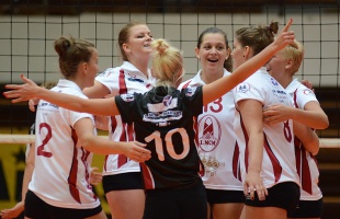 Elrontott évzáró a sportcsarnokban