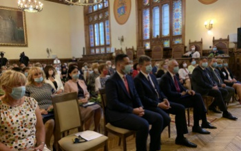 Elindult a 2020/21-es tanév - elismeréseket kaptak a kaposvári pedagógusok