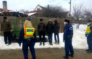 Visszaküldték Szerbiába a Patcán riadalmat okozó afgán migránsokat