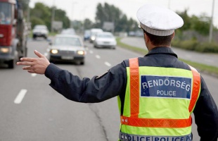 Hétfőtől országos razziába kezdenek a rendőrök