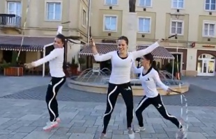 Magyar video ugrókötéllel, megőrjíti a világot
