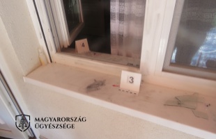 Aranyékszereket lopott egy férfi egy családi házból