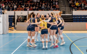 Az UTE-t fogadják a női röplabdázók