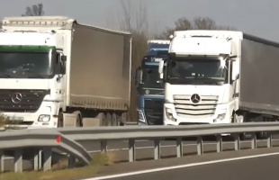 1500-ból 141 teherautónál és busznál találtak szabálytalanságot