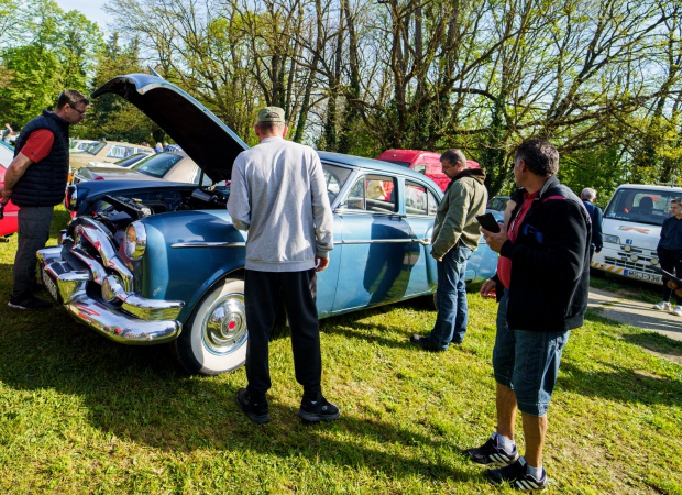 Szezonnyitó veterán piknik a Cseri parkban - galéria