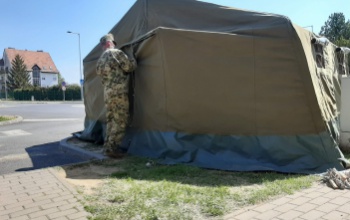 Katonai sátrat állítottak fel Csurgón a betegek szűrésére