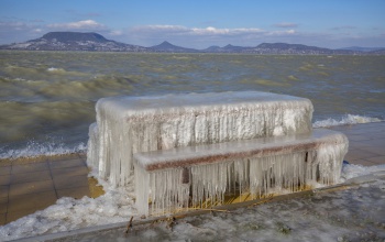 Nem biztonságos a Balaton jege!
