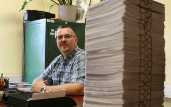 Névváltása ellenére újabb csalássorozatba kezdett
