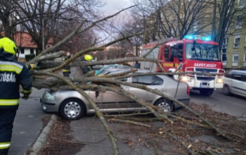 Itt a somogyi tűzoltók beszámolója: Tarolt a vihar Somogyban