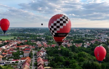 Elképesztően látványos videó készült a kaposvári hőlégballon-bajnokságról!