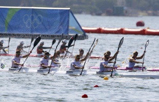 BUMM! Olimpiai bajnok a női kajaknégyesünk!