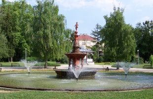 Városnéző sétán mutatják be a 150 éves Kaposvár parkjait