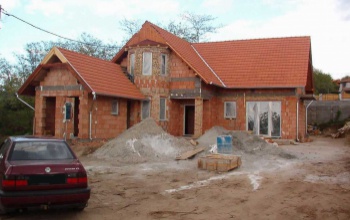 Nem igaz, hogy mostantól mindenki úgy épít, ahogy akar