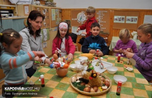 Készülnek a húsvétra az ovisok