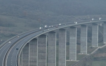 Drónnal ellenőriztek a rendőrök az M7 somogyi szakaszán