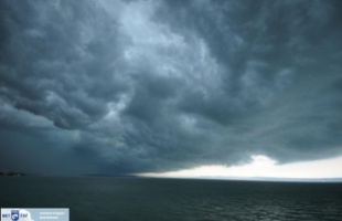 Viharral érkezett a szeptember a Balatonhoz