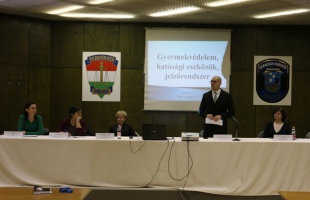 A hozzátartozók közötti erőszak kezeléséről tartottak képzést