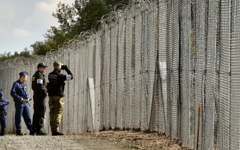 Több százan próbáltak meg illegálisan Magyarországra jutni a hétvégén