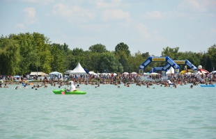 Szombaton rendezik a 33. Balaton-átúszást