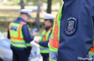 Jogsi nélkül autókázott a niklai sofőr
