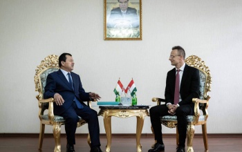 Szijjártó Péter: Szoros együttműködésre van szükség a békepárti országok között