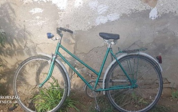Biciklit lopott, majd rátámadt egy ismerősére