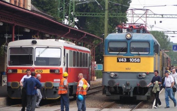 Február végéig több kalauz lesz a vonatokon