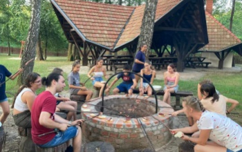 Telefonmentes erdei tábort tartottak a Sziágyi Erdészeti Erdei Iskolában