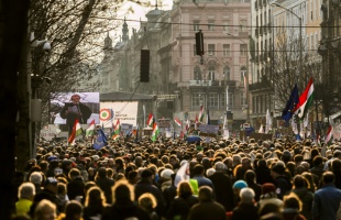 Március idusának margójára