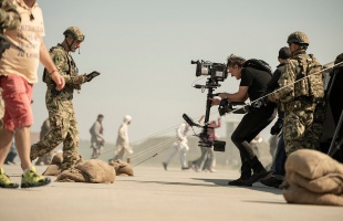 Csütörtökön kerül a magyar mozikba a Sárkányok Kabul felett című háborús akciófilm