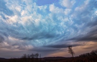 Hidegfronttal kezdődik a változékonyság
