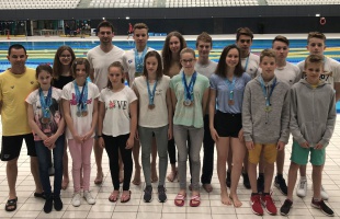 Kiváló eredményekkel zárták a Vidék Opent a sportiskolás úszók