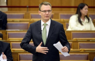 Rétvári Bence: az Európai Unió elvesztette a kontrollt a bevándorlás felett