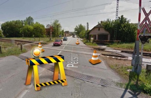 Egy időre lezárják a Pécsi utcai vasúti átjárót