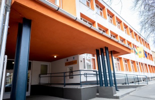 Több mint 400 millió forintból újult meg a Széchenyi iskola