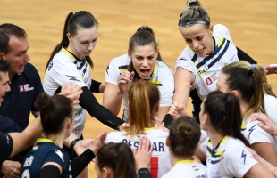 Újra győztek a kaposvári röplabdás lányok