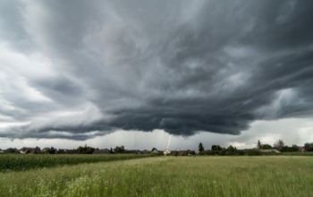 Kaposvári időjós: nyár némi zivatarral